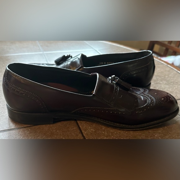 Florsheim Comfort Tech Men's Burgundy Wingtip Loafer Tassel  Almond Toe … - Picture 7 of 16